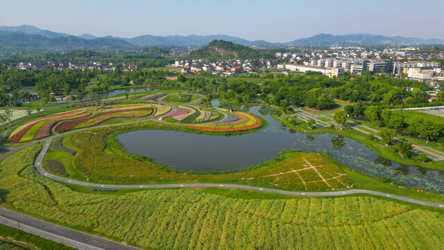 径山花海湖泊