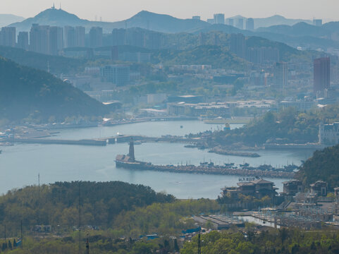 辽宁大连滨海路春季海滨风光