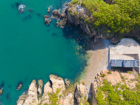 辽宁大连滨海路春季海滨风光