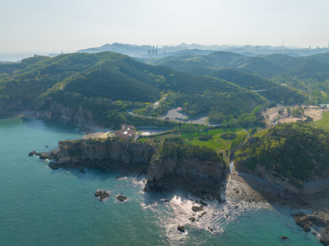 辽宁大连滨海路春季海滨风光