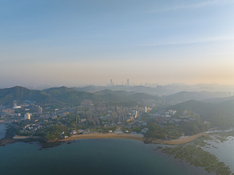 辽宁大连滨海路春季海滨风光