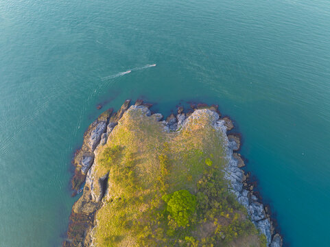 辽宁大连滨海路春季海滨风光