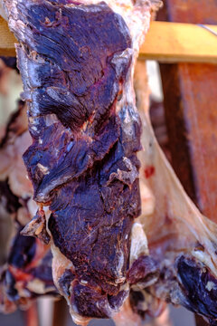 新疆农家自然风干牛肉