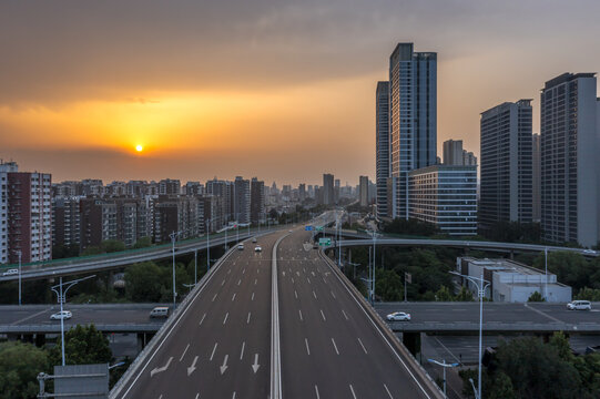 济南腊山立交桥晨景