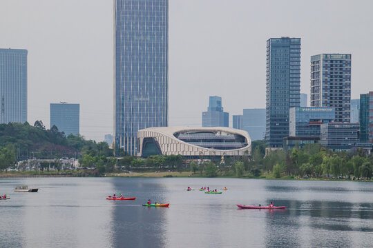 水面城市建筑倒影