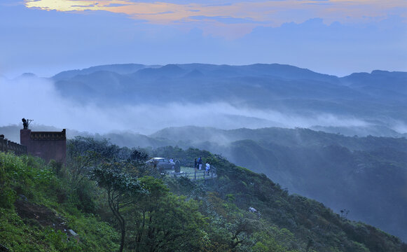 广西大明山晨景