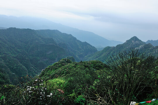 广西大明山晨景