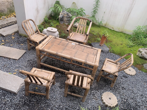 围桌饮茶竹椅