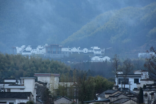 安徽黄山宏村古村落徽派建筑