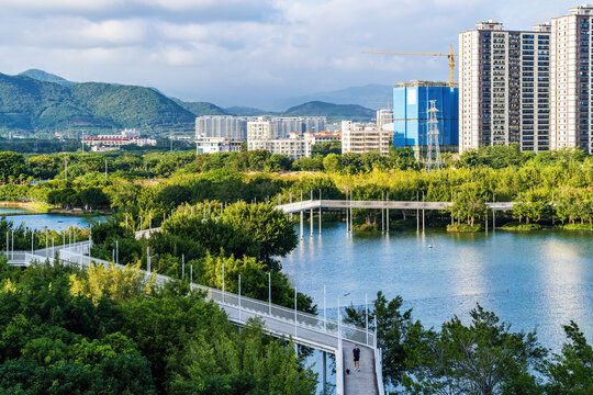 三亚市湿地公园城市住宅景观