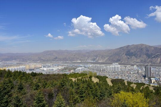 岷县城全景