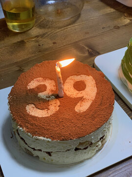 39岁提拉米苏生日蛋糕