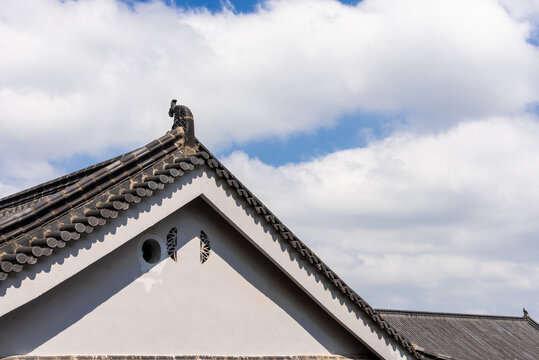 屋顶和天空