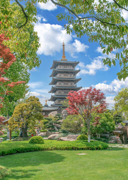 上海宝山寺万佛宝塔