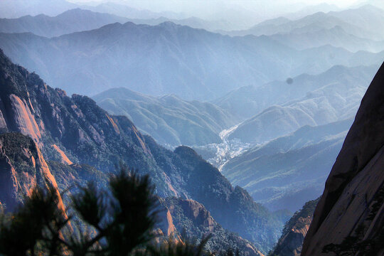 黄山俯瞰黄山美景