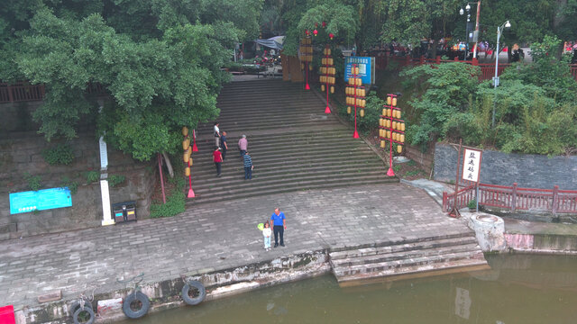 码头