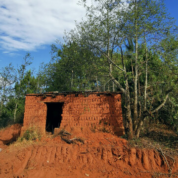 红色小屋