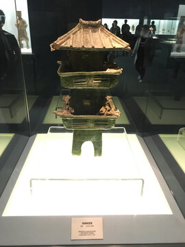汉朝时期的文物