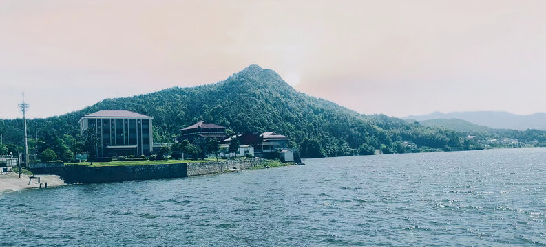 山水湖泊