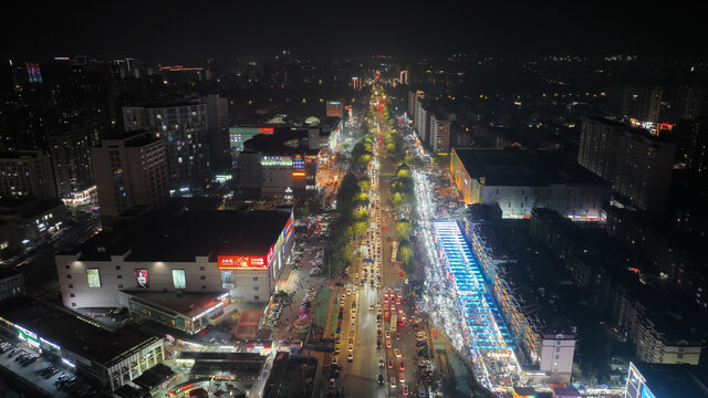 城阳夜景吕家庄夜市