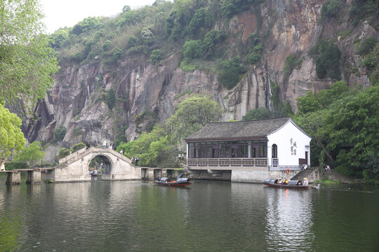绍兴东湖