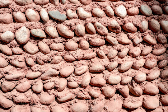 新疆石头泥巴墙