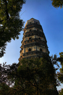 苏州虎丘云岩寺塔