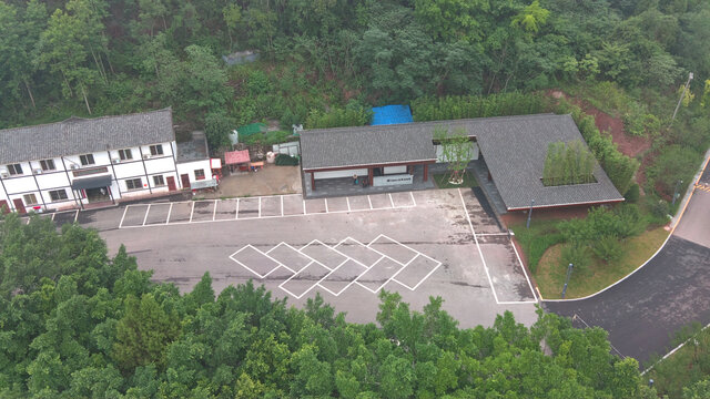 鸟瞰江姐老家