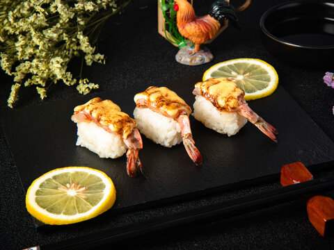 火炙虎虾寿司