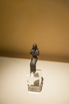 成都博物馆铜神像