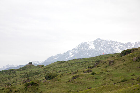 临夏太子山