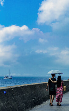 初夏大鹏半岛碧海蓝天