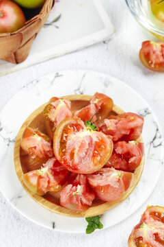 丹东铁皮草莓柿子