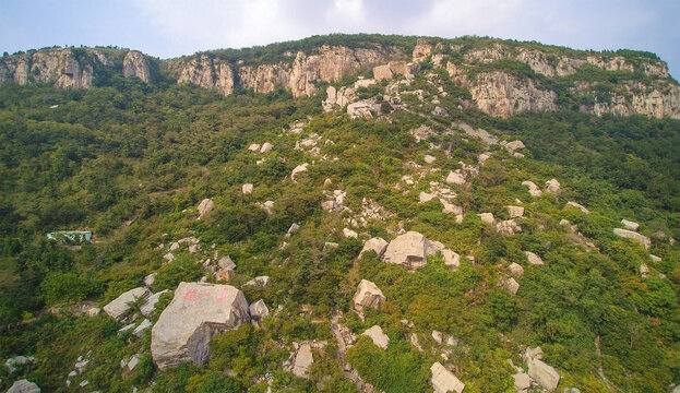 熊耳山地震遗址