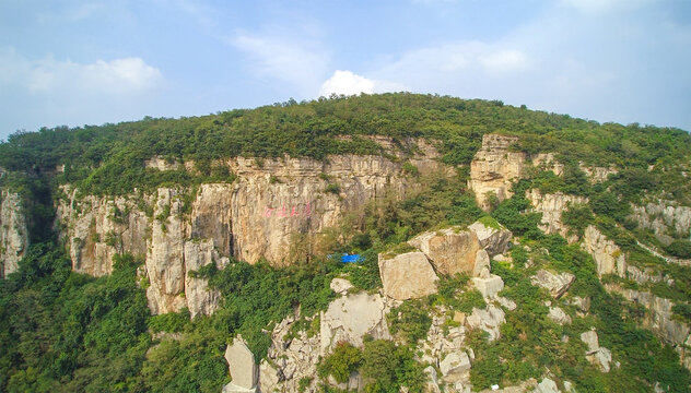 熊耳山地震遗址