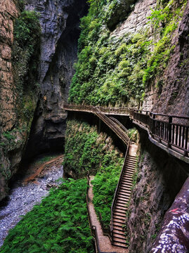 重庆涪陵武陵大裂谷峡谷栈道