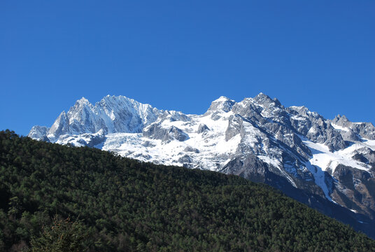 玉龙雪山