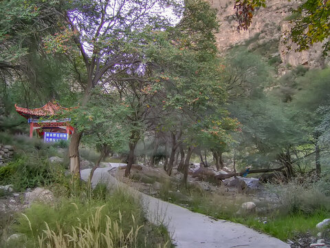 贺兰山南寺生态旅游区