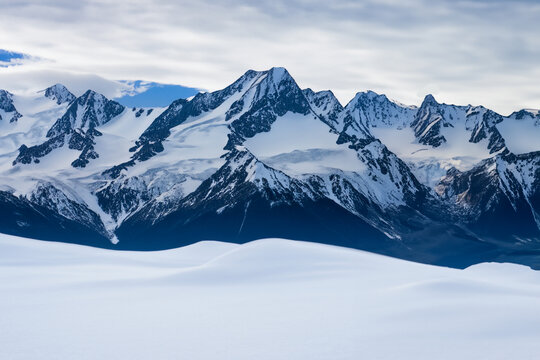 雪山