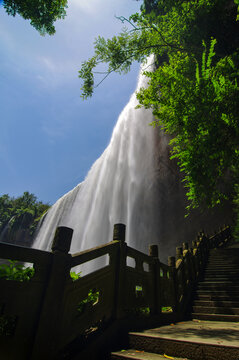 瀑布风景