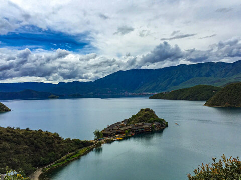 泸沽湖