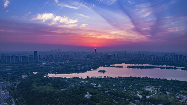 苏州运河十景之石湖朝霞日出