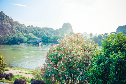 桂林叠彩山风光