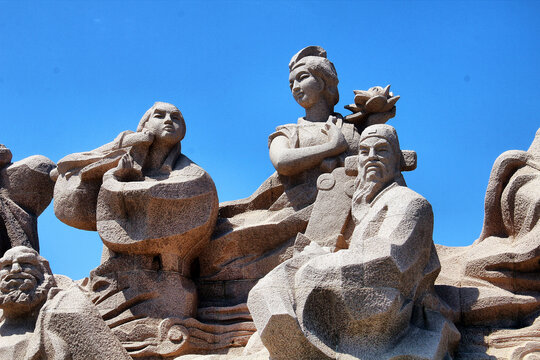 蓬莱八仙过海雕像