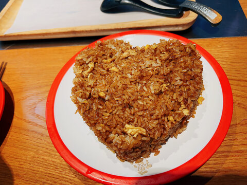 酱油炒饭
