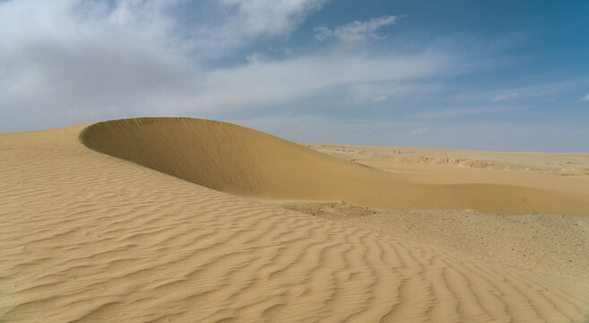 沙漠沙堆