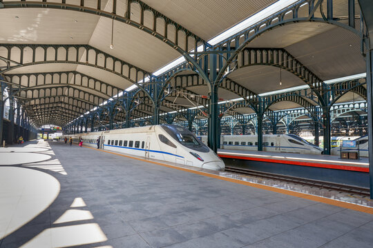 哈尔滨站月台