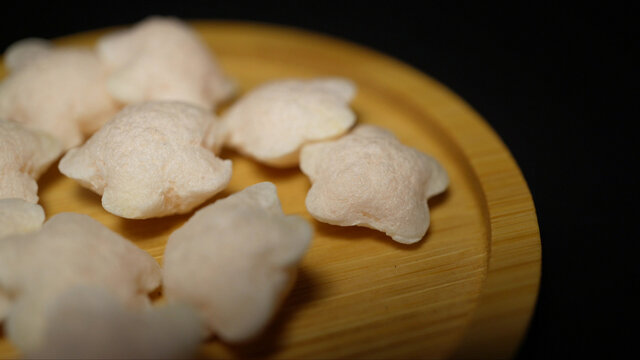 星星泡芙儿童饼干卡通饼干零食