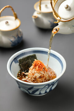 三文鱼茶泡饭