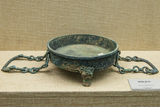 汉代青铜提梁壶